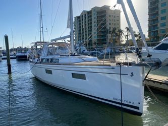 38' Beneteau 2019 Yacht For Sale